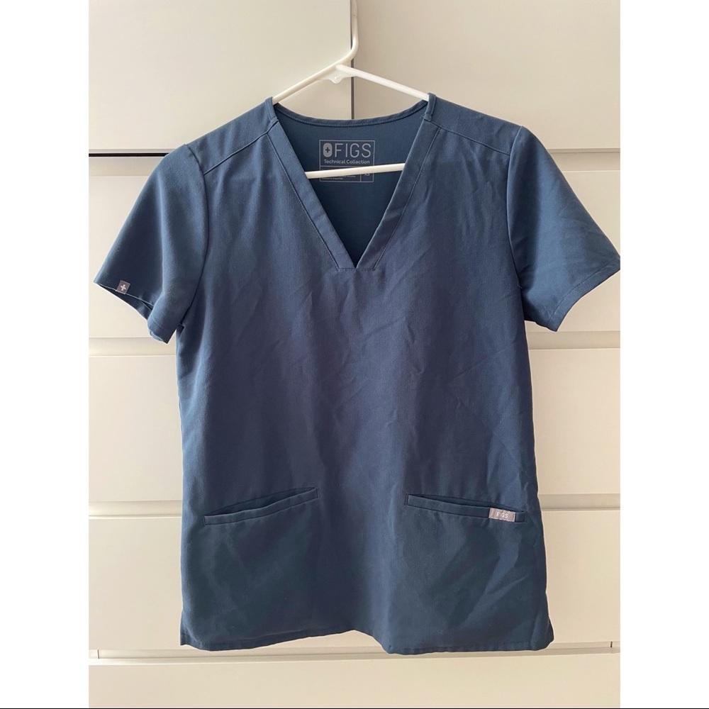 Figs Dark Harbor Three pocket scrub top (XS)